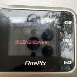Fujifilm FinePix 2650 Digital Camera Package 2.0MP Tested Metallic Silver‎